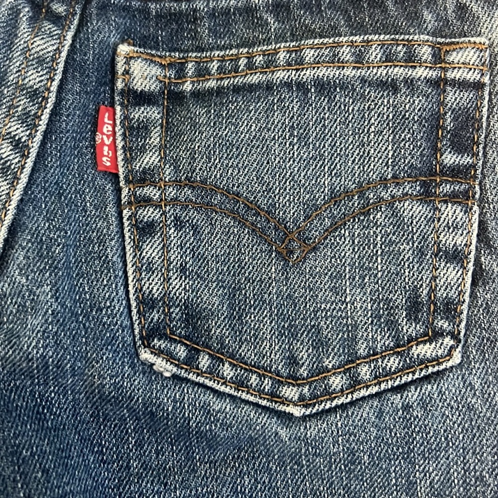 Levi’s 505 Medium Wash Jean Size 4 SLIM - Picture 8 of 8
